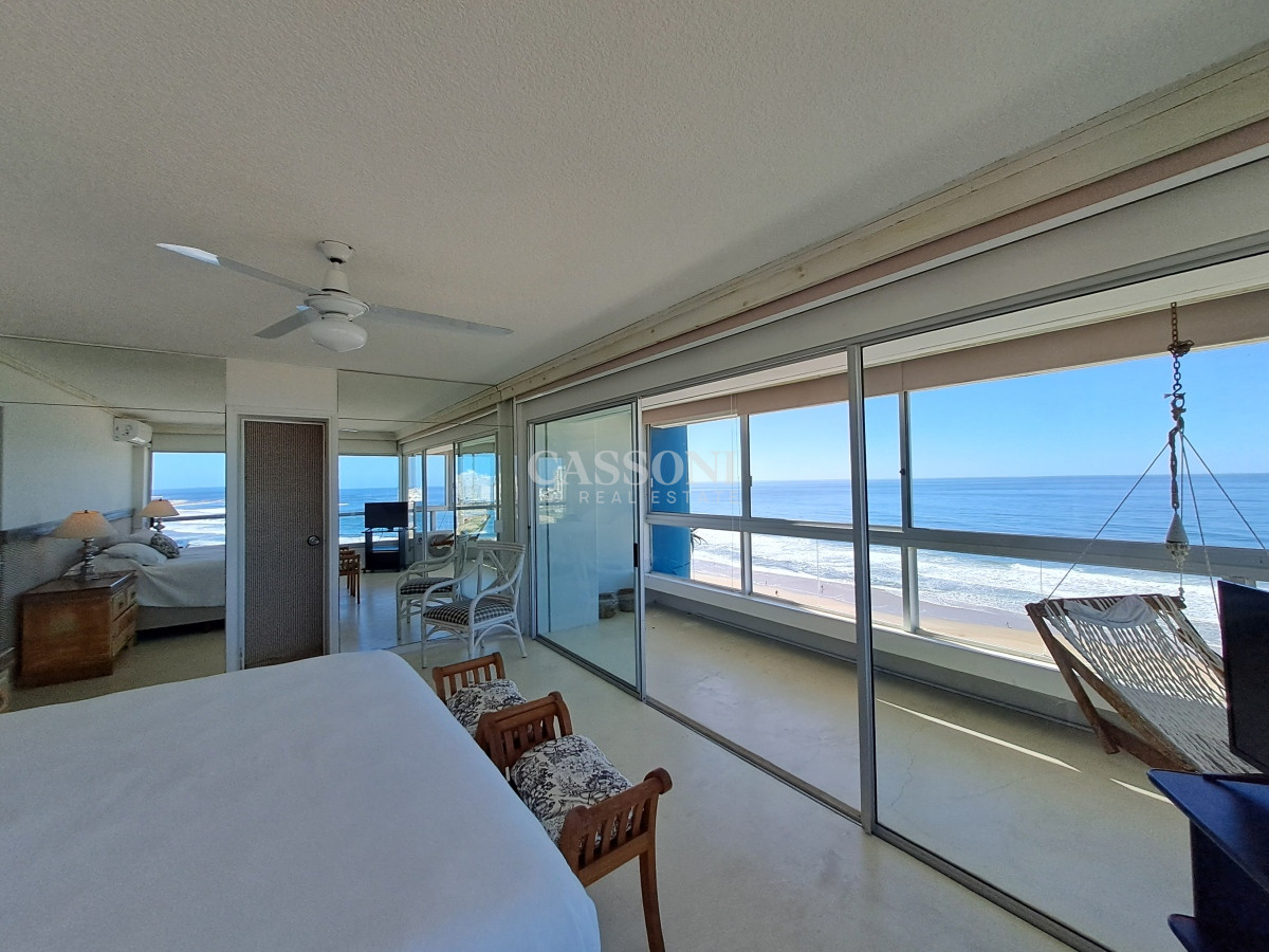 Apartamento ID.2411 - Espectacular planta 3 dormitorios y dependencia, Playa Brava