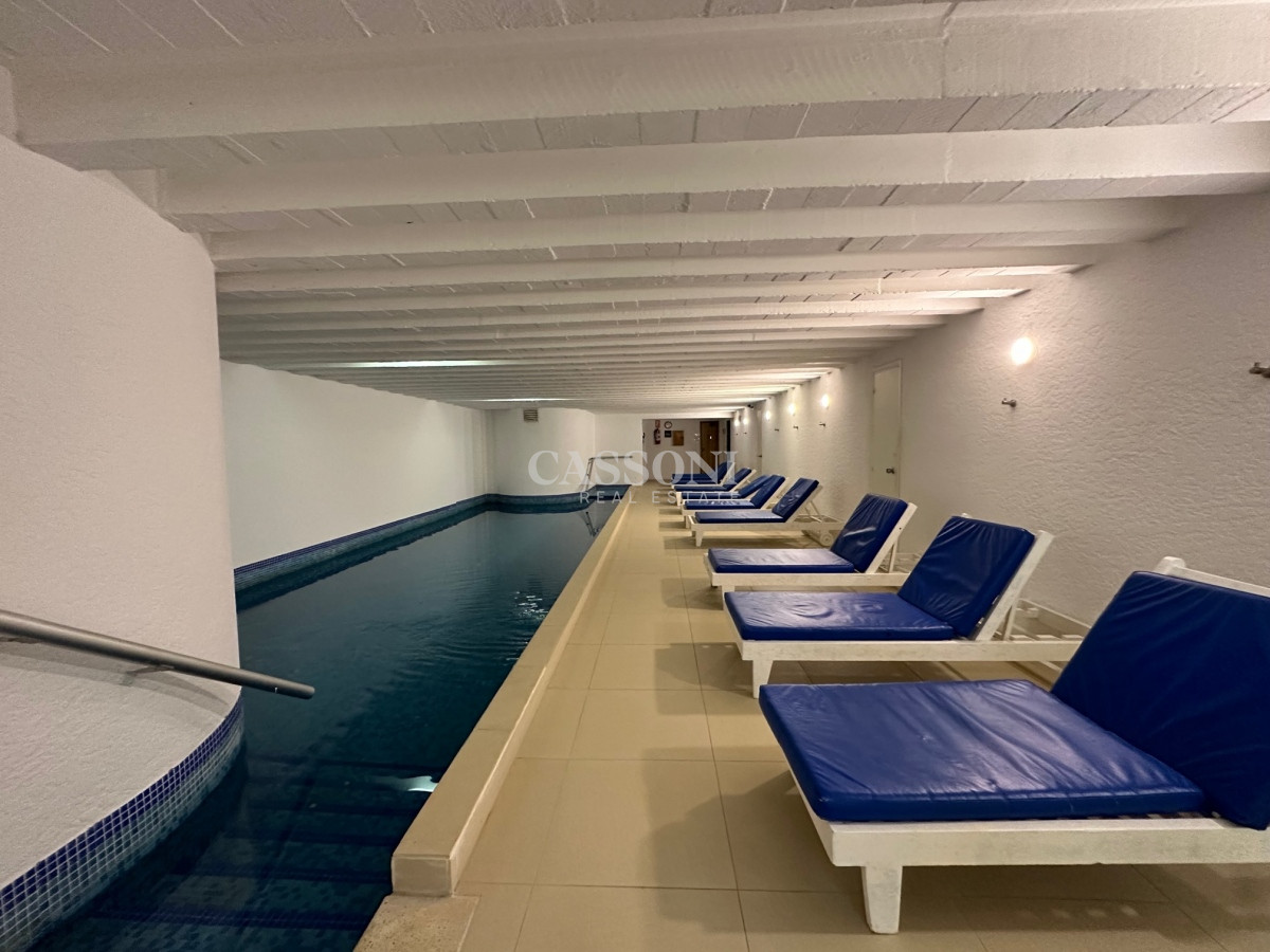 Apartamento ID.2411 - Espectacular planta 3 dormitorios y dependencia, Playa Brava