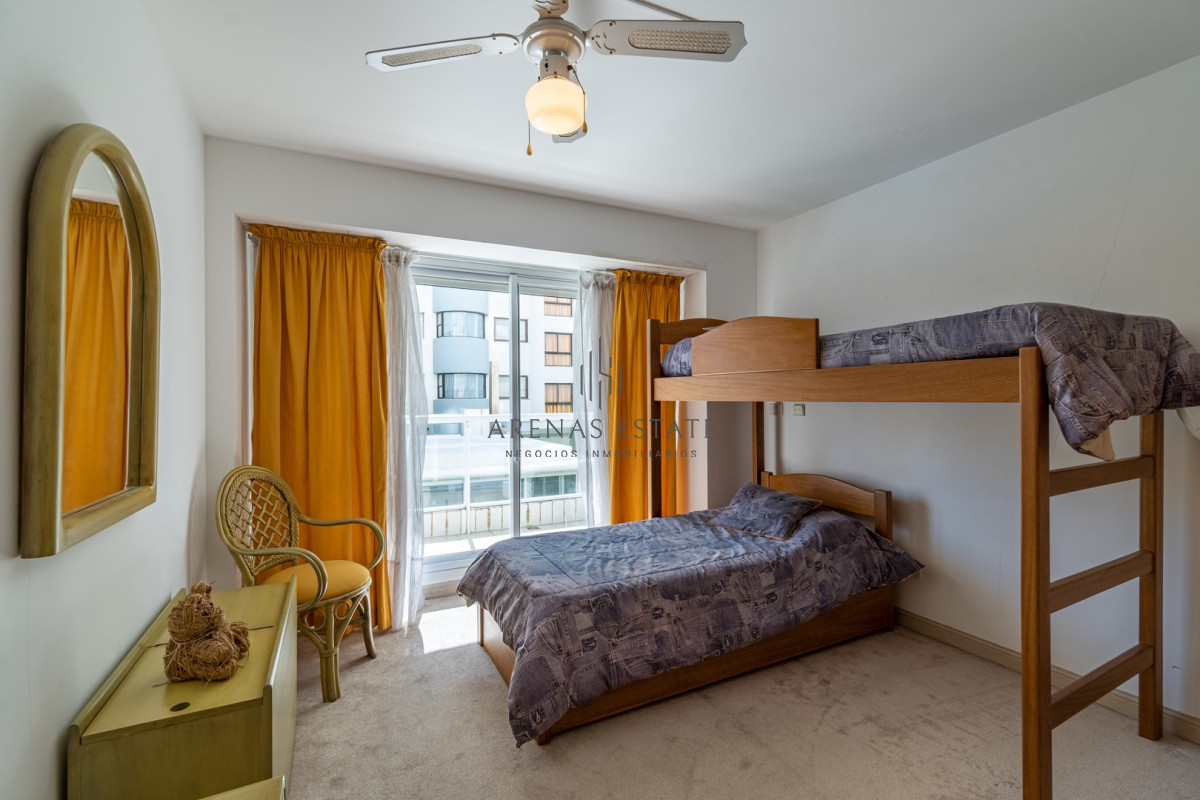Apartamento ID.966 - Apartamento de 3 dormitorios en Playa Brava, Punta del Este