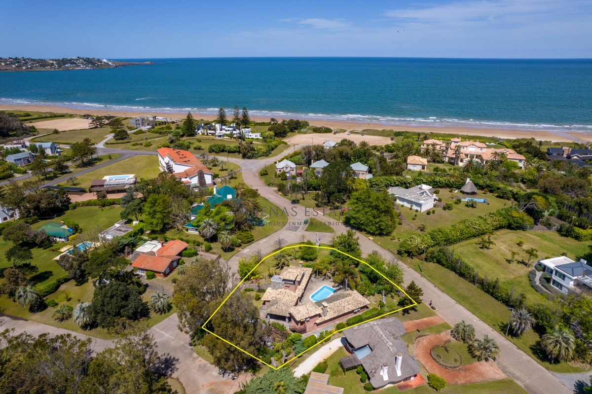 Casa ID.496 - Casa en venta Solana 5 dormitorios Punta del Este