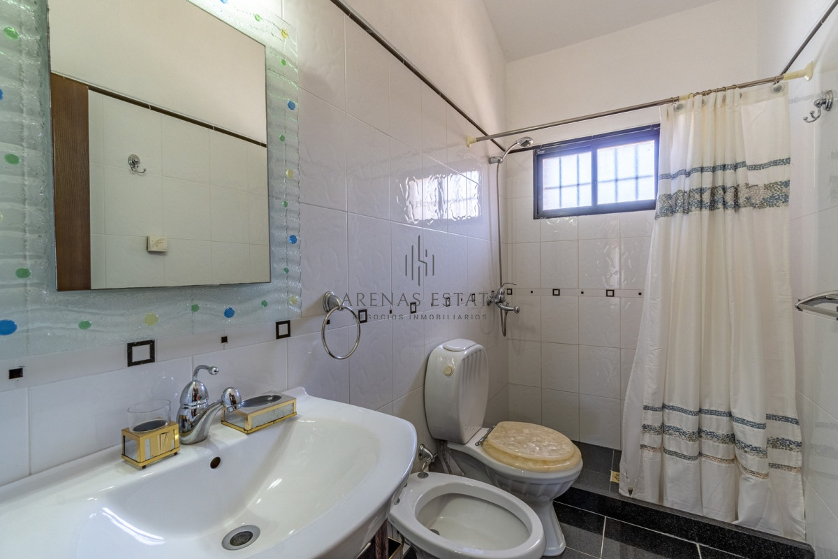Casa ID.496 - Casa en venta Solana 5 dormitorios Punta del Este