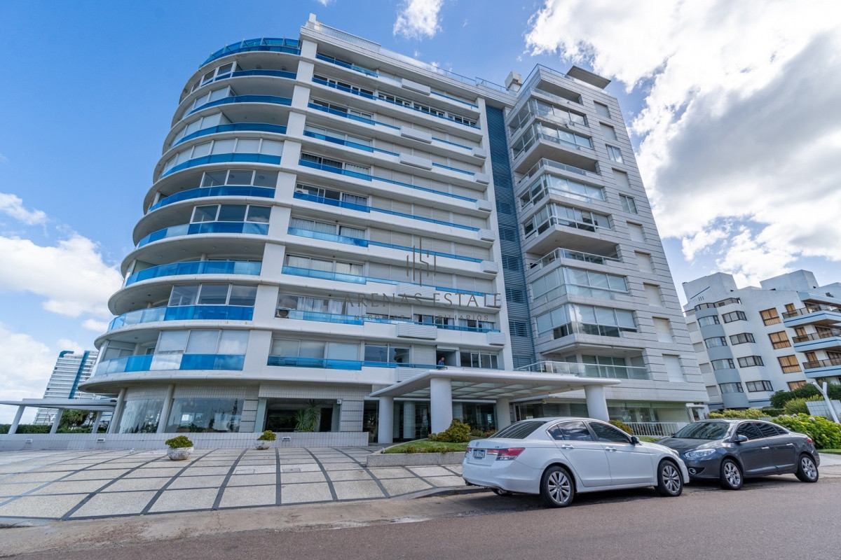 Apartamento ID.966 - Apartamento de 3 dormitorios en Playa Brava, Punta del Este