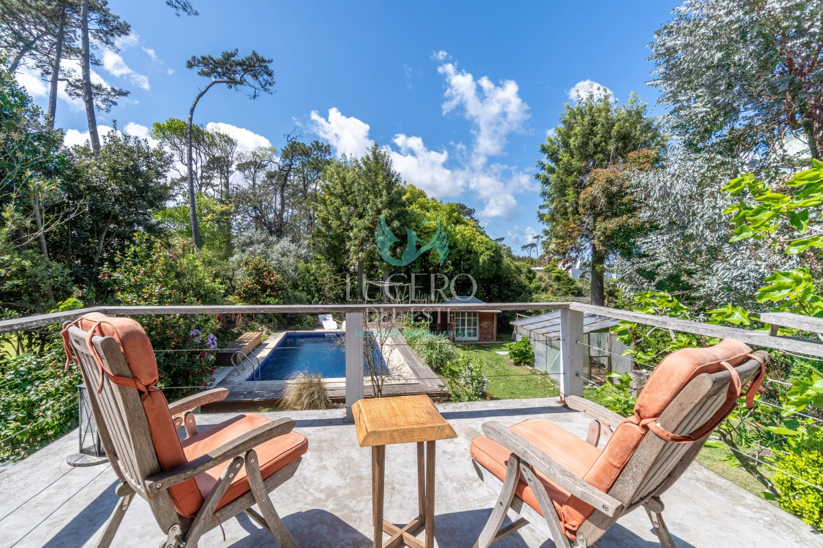 Casa ID.1697 - Casa en venta playa Mansa 