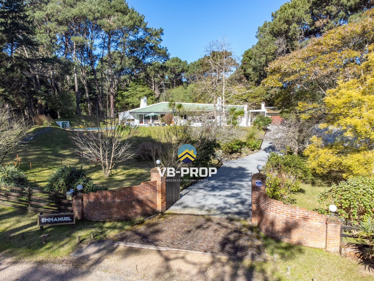 Casa ID.60 - Casa en venta Portezuelo Bosque  3 dormitorios