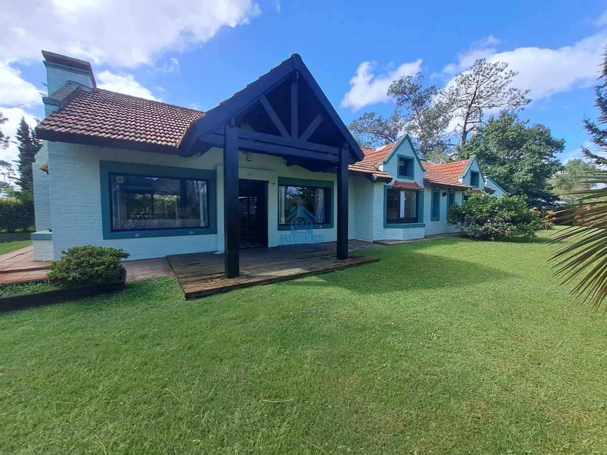 Casa ID.451 - Hermosa propiedad 3 dormitorios, Punta del Este 