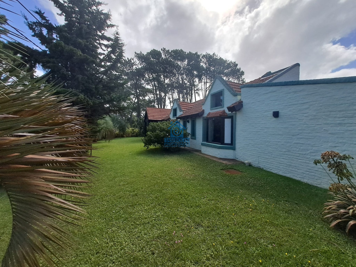 Casa ID.451 - Hermosa propiedad 3 dormitorios, Punta del Este 