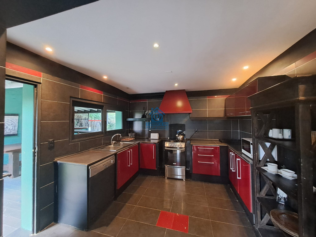 Casa ID.451 - Hermosa propiedad 3 dormitorios, Punta del Este 