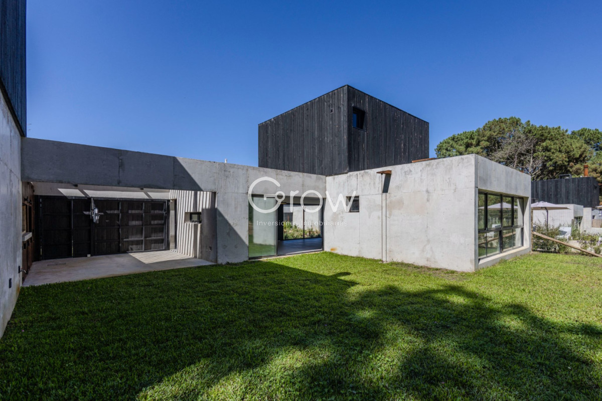 Casa ID.2279 - Casa 3 DORMITORIOS en Club del Lago, Punta Ballena