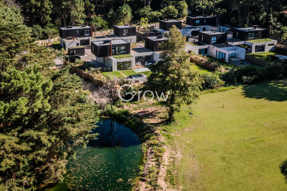 Casa ID.2277 - Casa 3 DORMITORIOS en Club del Lago, Punta Ballena