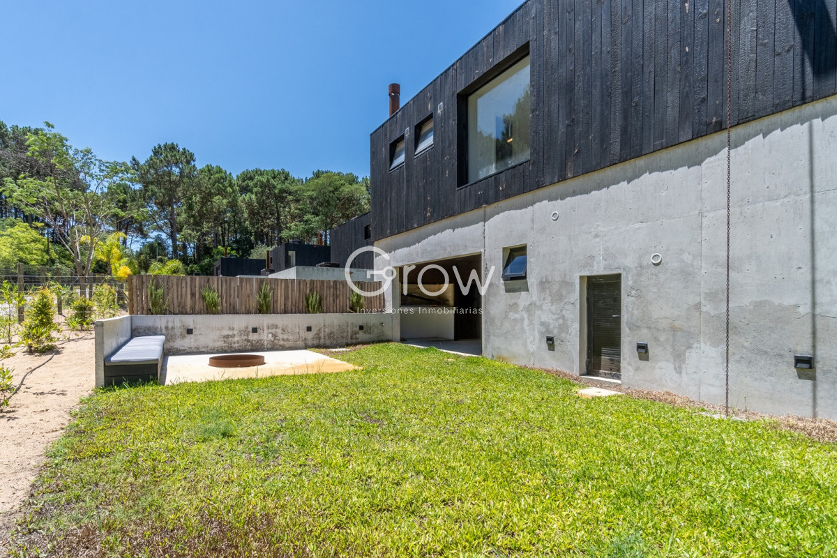 Casa ID.2277 - Casa 3 DORMITORIOS en Club del Lago, Punta Ballena