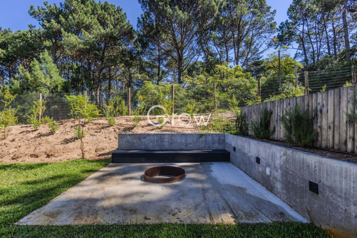 Casa ID.2279 - Casa 3 DORMITORIOS en Club del Lago, Punta Ballena