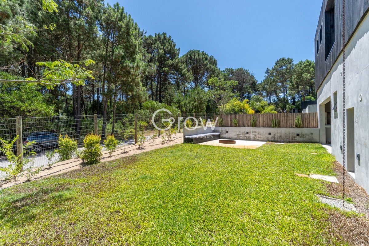 Casa ID.2277 - Casa 3 DORMITORIOS en Club del Lago, Punta Ballena