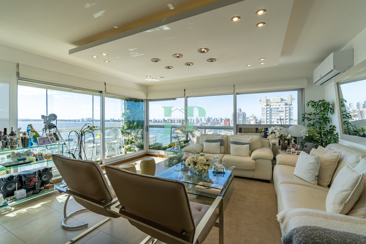 Apartamento ID.628 - Venta de apartamento 3 DORMITORIOS con vista al Mar 