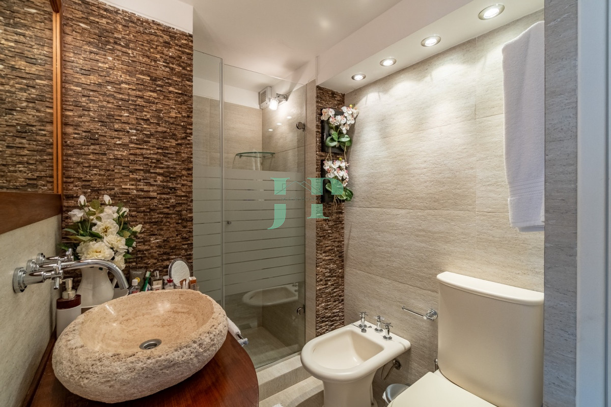 Apartamento ID.628 - Venta de apartamento 3 DORMITORIOS con vista al Mar 