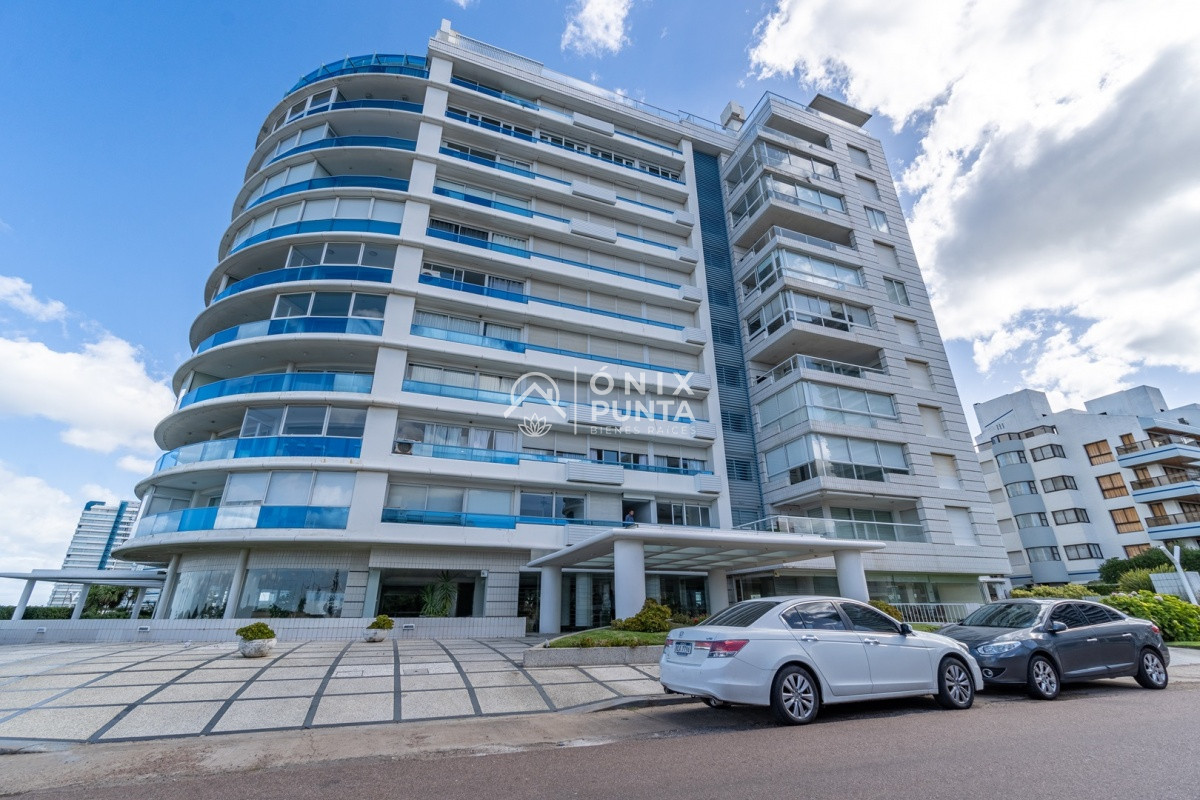 Apartamento ID.65 - Apartamento de 3 dormitorios en Playa Brava, Punta del Este