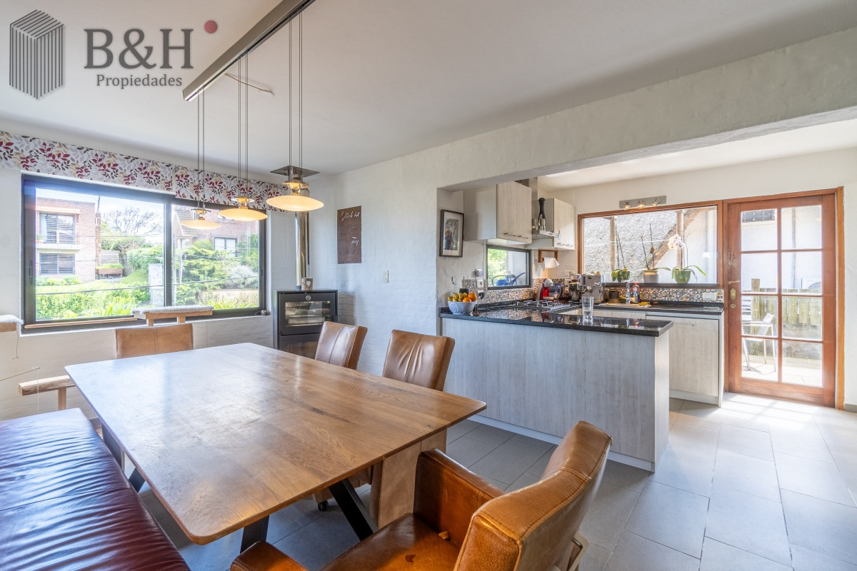 Casa ID.4281 - Casa en venta playa Mansa 