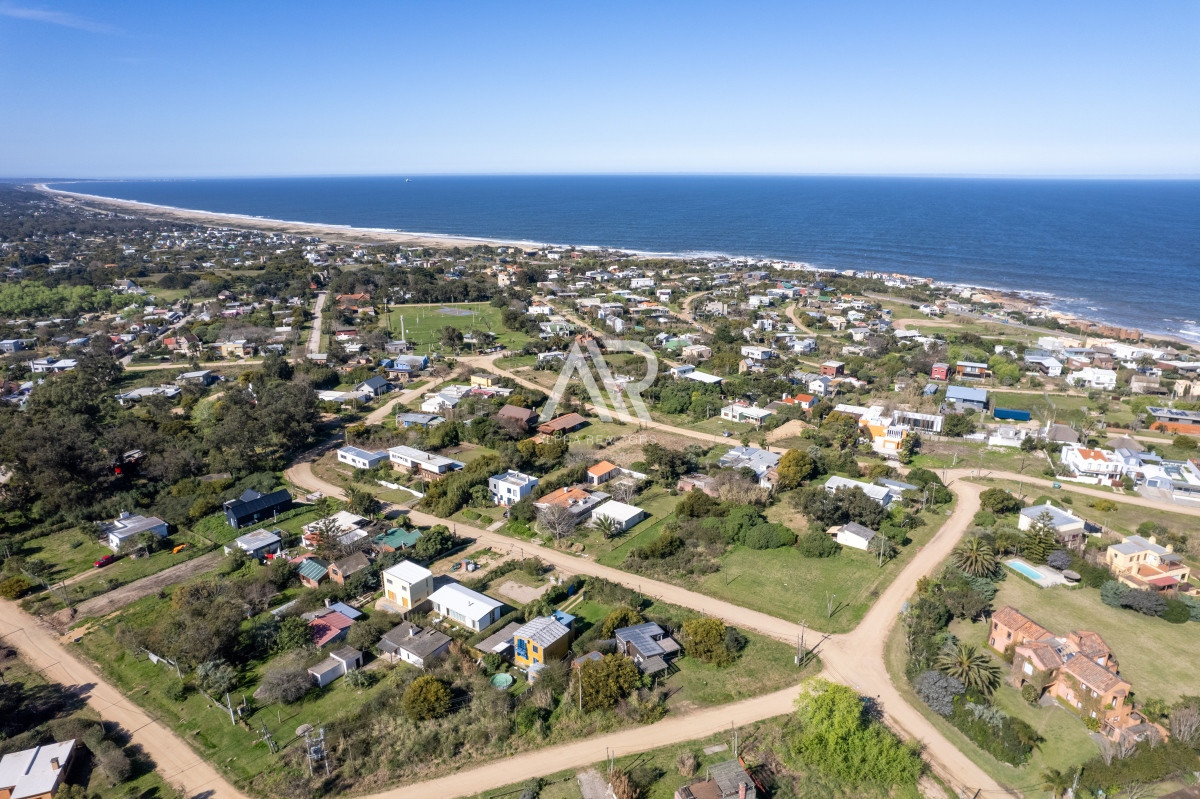 Lote en el Chorro a pocas cuadras del Mar  - APH293T