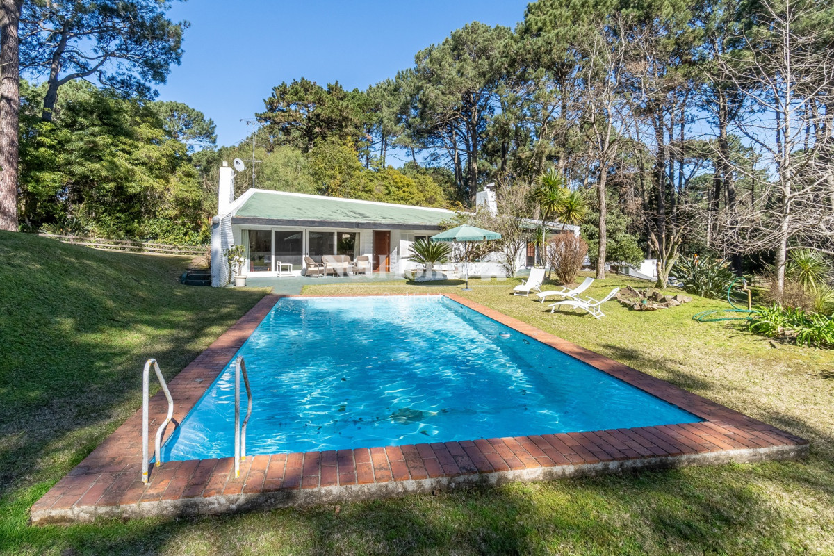 Casa ID.66 - Portezuelo Casa 3 dormitorios Muy amplio Terreno