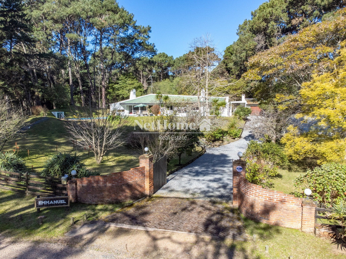 Casa ID.66 - Portezuelo Casa 3 dormitorios Muy amplio Terreno