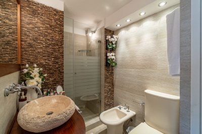 Apartamento ID.582/Venta-de-apartamento-3-dormitorios-con-vista-al-mar.- - Venta de apartamento 3 dormitorios con vista al mar. 