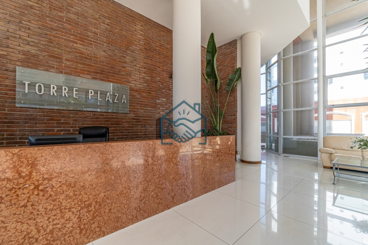 Apartamento ID.582/Venta-de-apartamento-3-dormitorios-con-vista-al-mar.- - Venta de apartamento 3 dormitorios con vista al mar. 