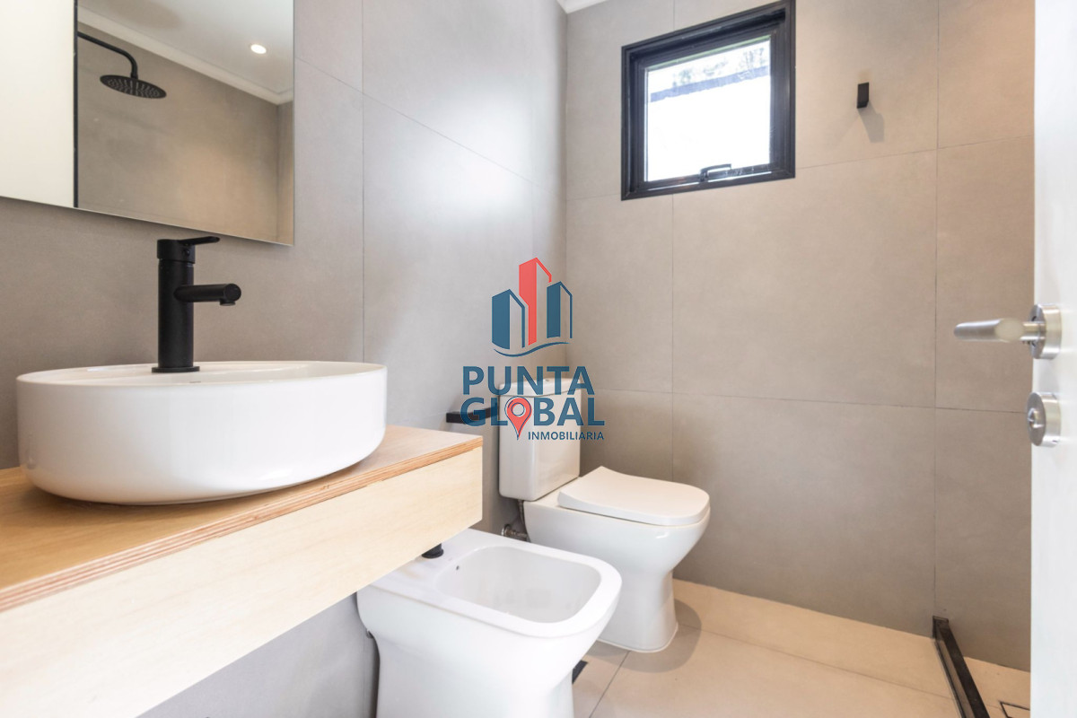 Casa ID.203 - Casa 3 DORMITORIOS en Club del Lago, Punta Ballena