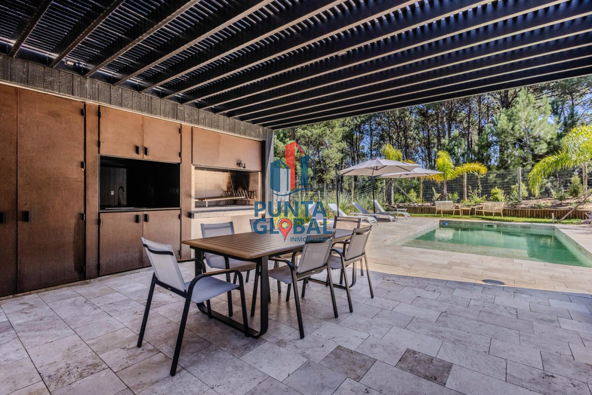 Casa ID.203 - Casa 3 DORMITORIOS en Club del Lago, Punta Ballena