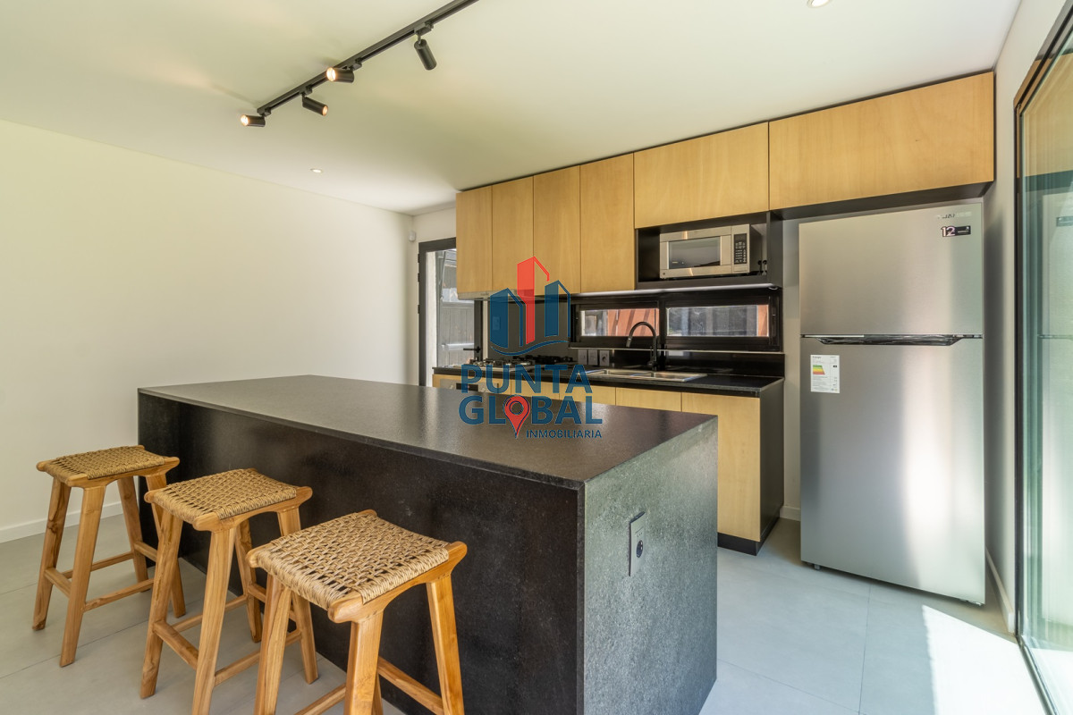 Casa ID.203 - Casa 3 DORMITORIOS en Club del Lago, Punta Ballena
