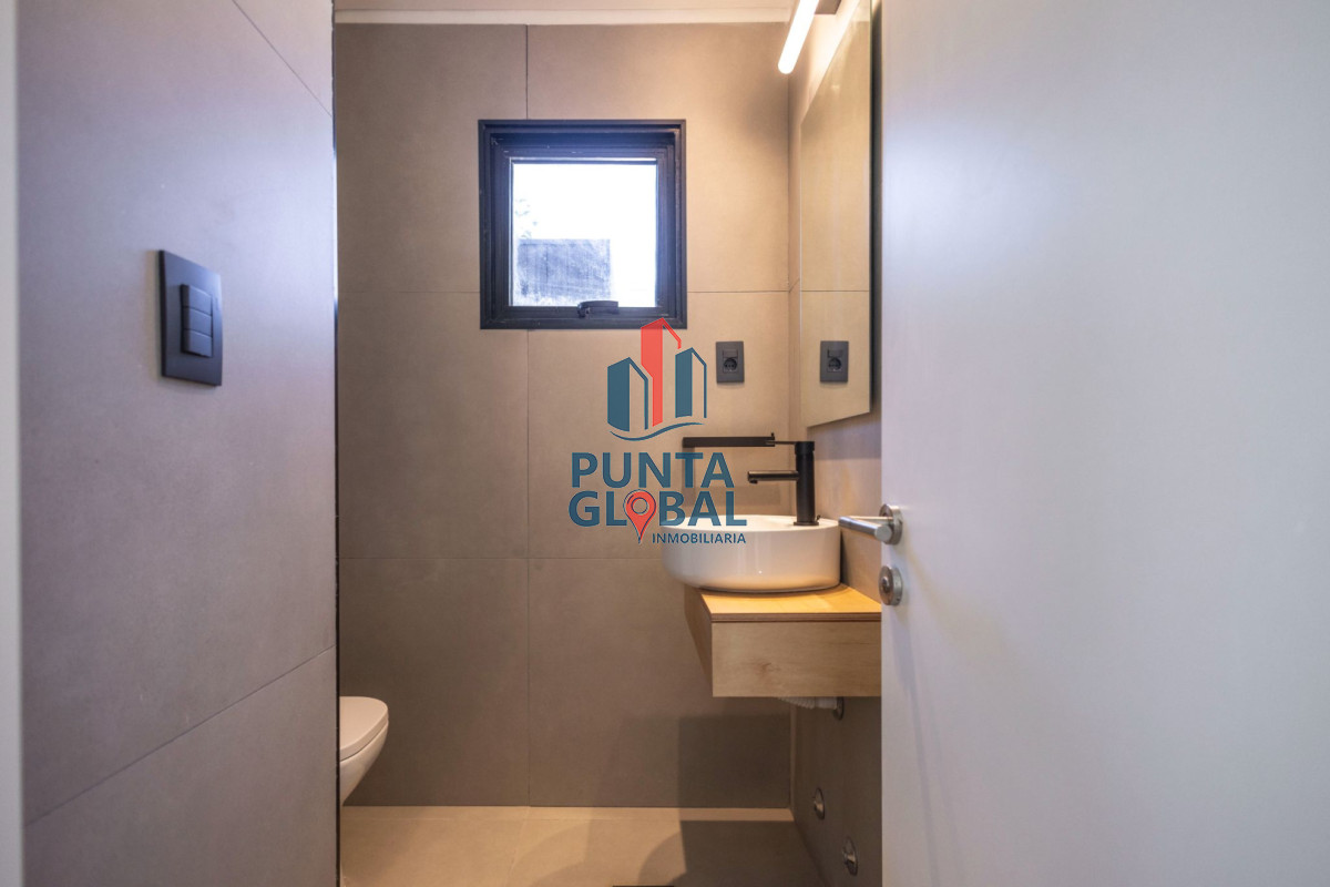 Casa ID.203 - Casa 3 DORMITORIOS en Club del Lago, Punta Ballena