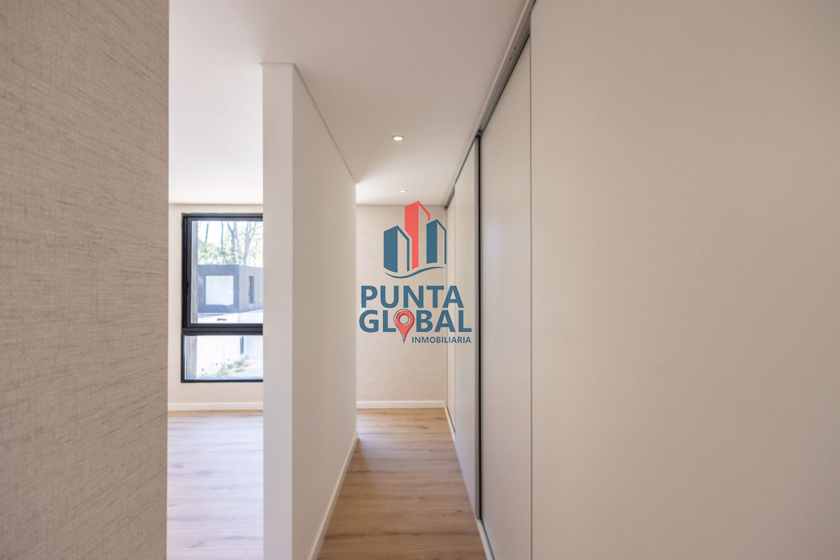 Casa ID.203 - Casa 3 DORMITORIOS en Club del Lago, Punta Ballena