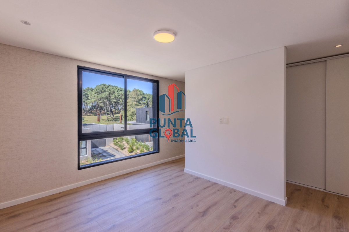 Casa ID.203 - Casa 3 DORMITORIOS en Club del Lago, Punta Ballena