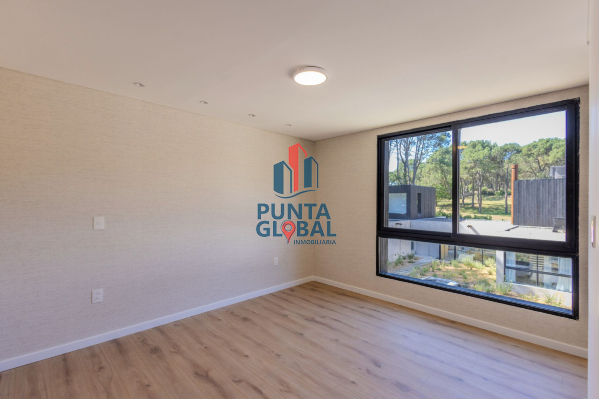 Casa ID.203 - Casa 3 DORMITORIOS en Club del Lago, Punta Ballena