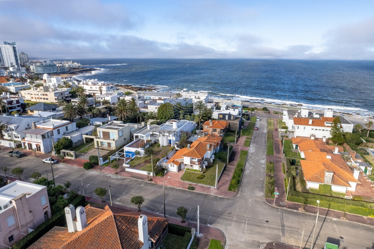 Casa ID.132 - Venta casa 3 dormitorios, Peninsula, Punta del Este.