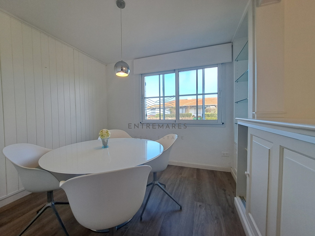 Casa ID.132 - Venta casa 3 dormitorios, Peninsula, Punta del Este.