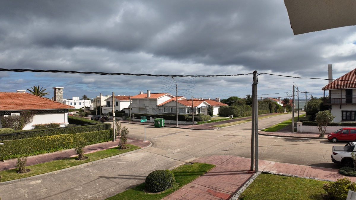 Casa ID.132 - Venta casa 3 dormitorios, Peninsula, Punta del Este.