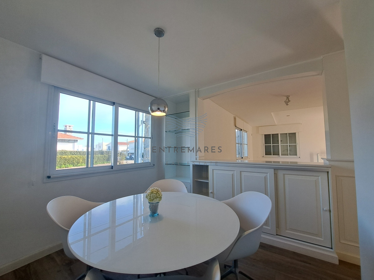 Casa ID.132 - Venta casa 3 dormitorios, Peninsula, Punta del Este.