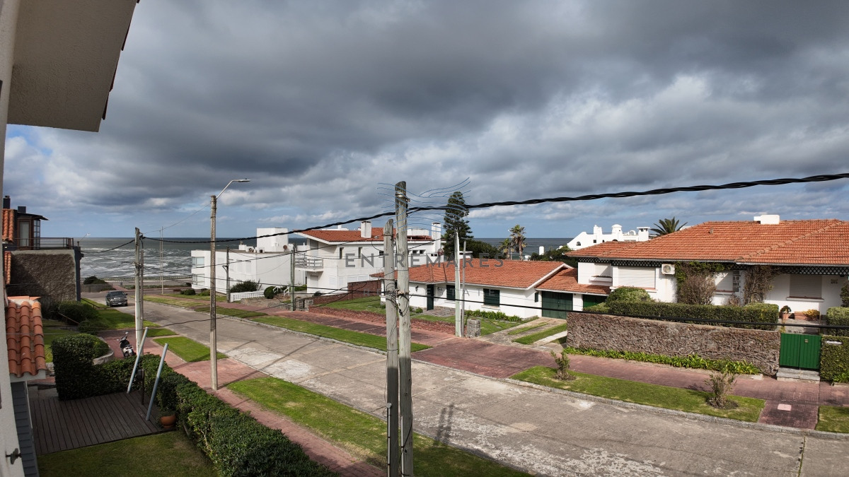 Casa ID.132 - Venta casa 3 dormitorios, Peninsula, Punta del Este.