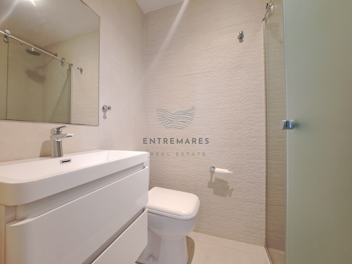 Casa ID.132 - Venta casa 3 dormitorios, Peninsula, Punta del Este.