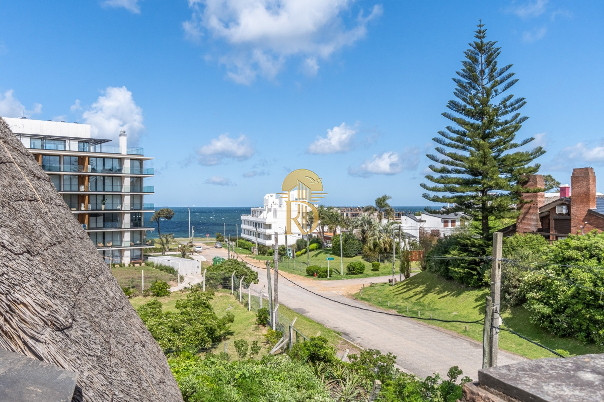 Casa en venta playa Mansa -id-1032-15