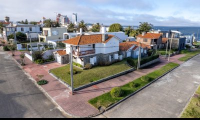 Venta casa 3 dormitorios, Peninsula, Punta del Este.