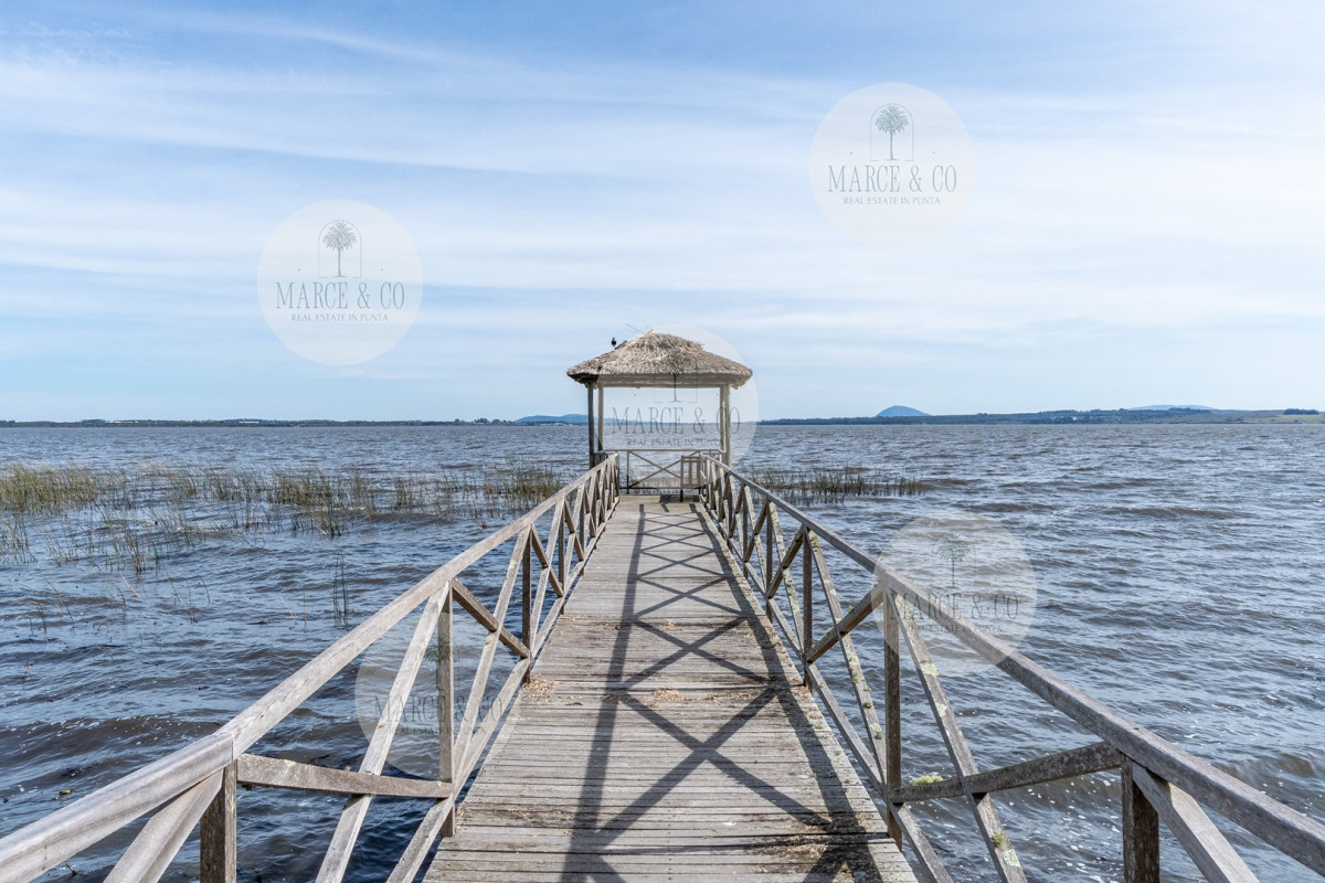 Chacra ID.1270 - Chacra en Venta Laguna Sauce 6 dormitorios