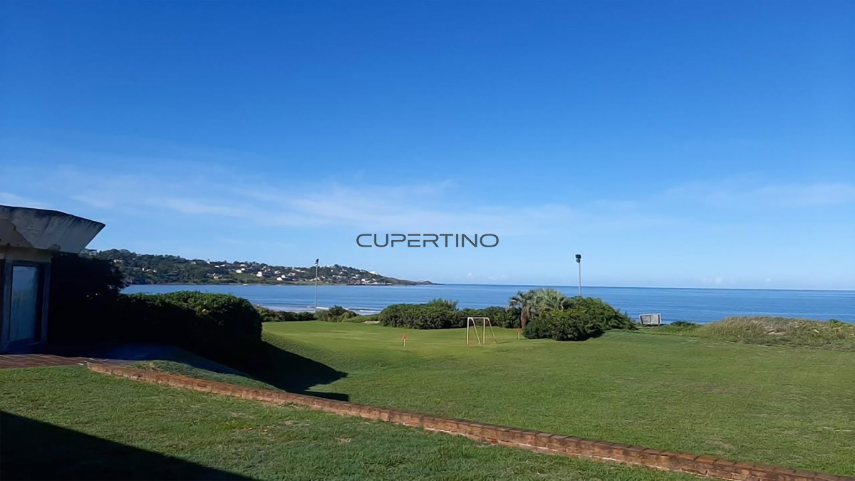 Casa ID.320 - Casa en primera linea al mar