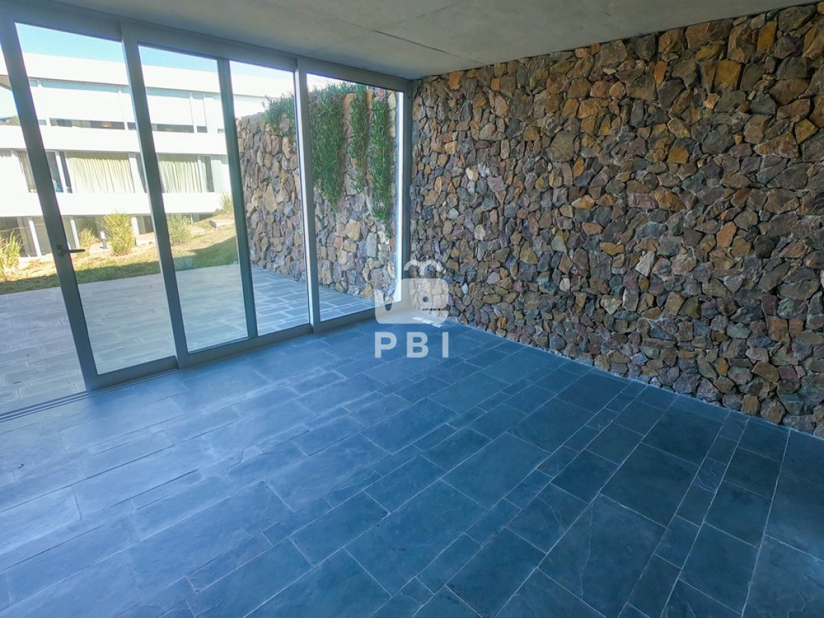 Lomo de la Ballena - GoPunta - Portal Inmobiliario de Punta del Este - Maldonado