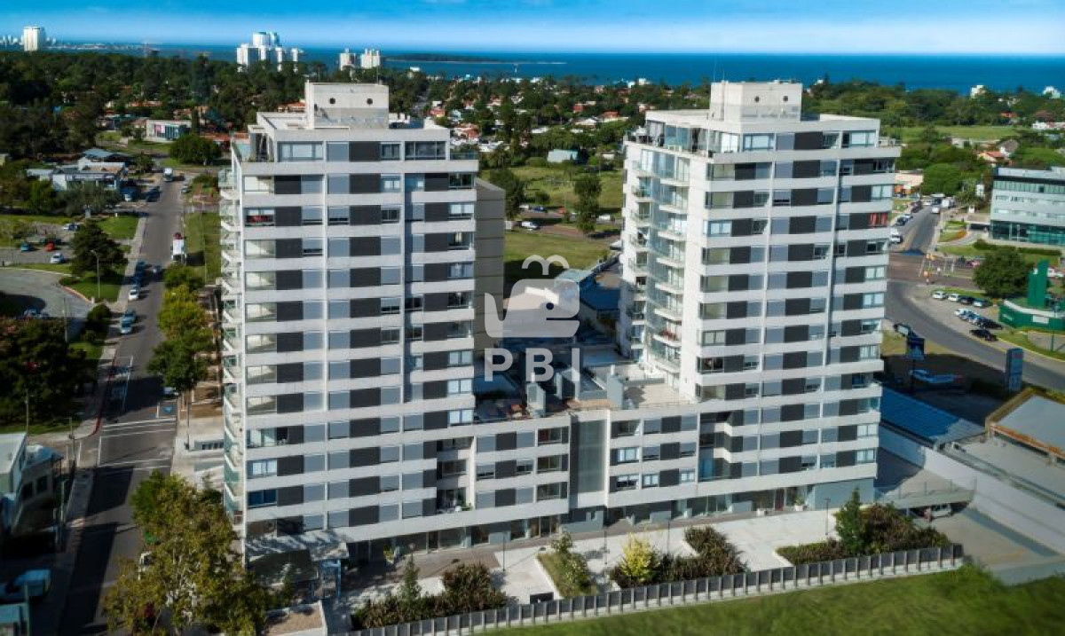Apartamento en venta Maldonado 3 dormitorios, Maldonado.  - Torres Cardinal - Ref : PBI1355