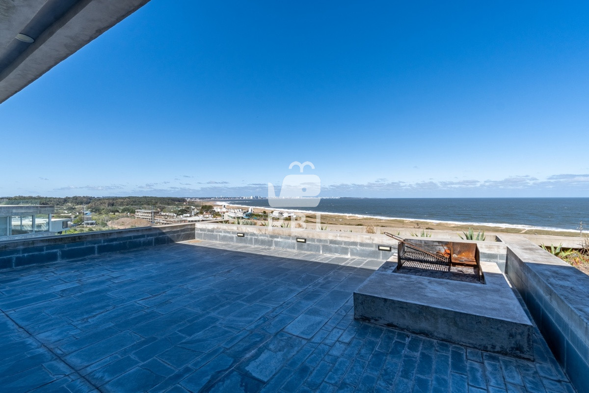 Lomo de la Ballena - GoPunta - Portal Inmobiliario de Punta del Este - Maldonado