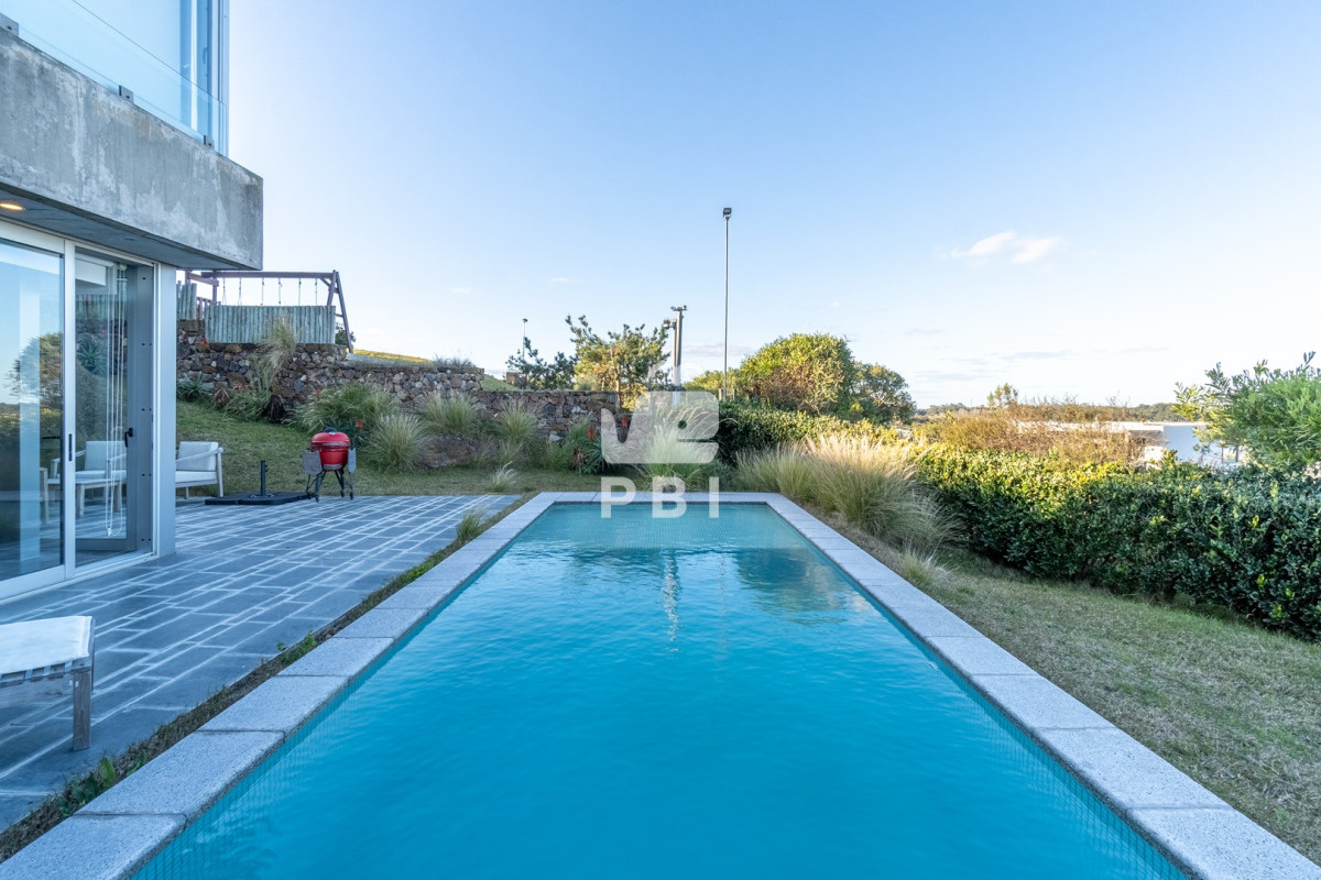 Lomo de la Ballena - GoPunta - Portal Inmobiliario de Punta del Este - Maldonado
