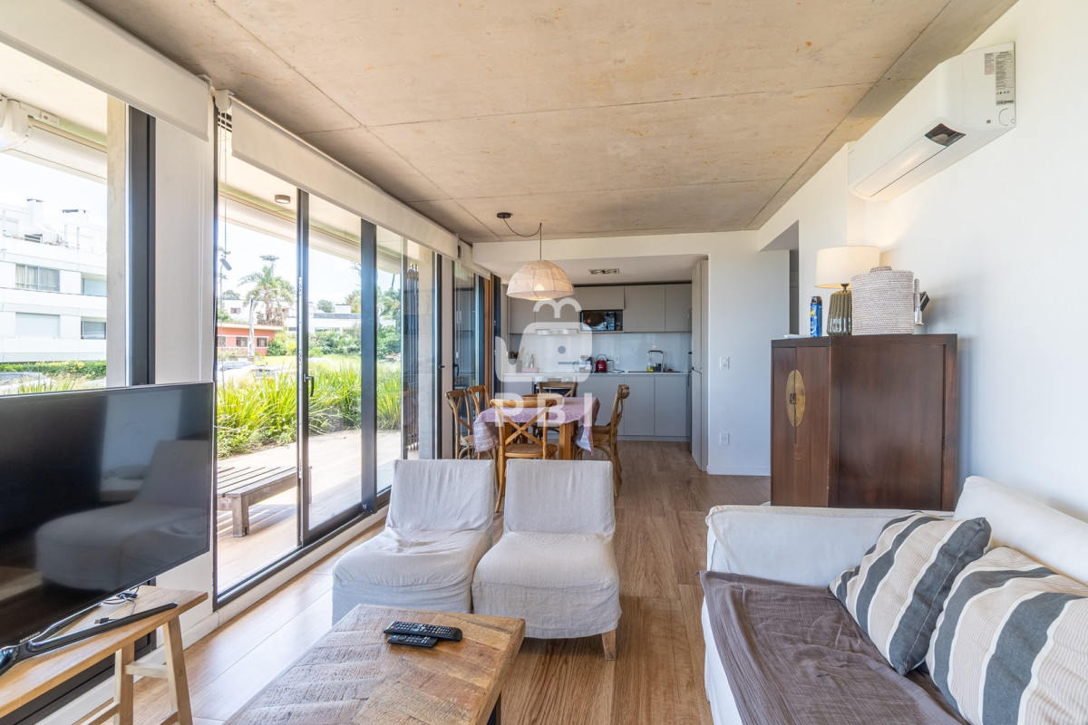 VmVudGEgZGUgQXBhcnRhbWVudG8gMiBkb3JtaXRvcmlvcyAgZW4gUGluYXJlcyAgLSBNYW5zYSBCYXkgLSBSZWYgOiBQQkkxNTU4NA==