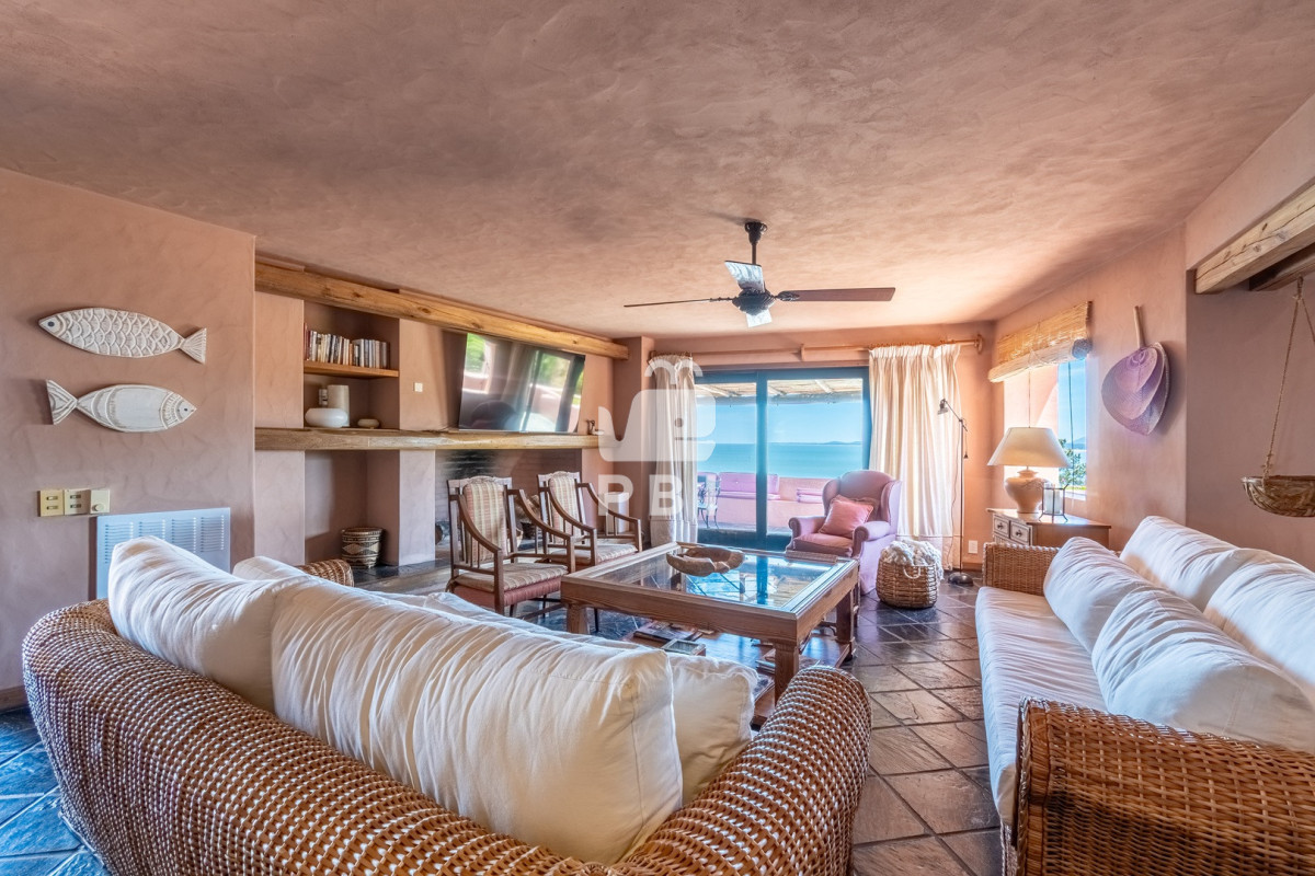 QXBhcnRhbWVudG8gZW4gIExvbW8gRGUgTGEgQmFsbGVuYSA0IGRvcm1pdG9yaW9zIC0gIE1hcmluYSBkZWwgRXN0ZSAtIFJlZiA6IFBCSTMxNw==