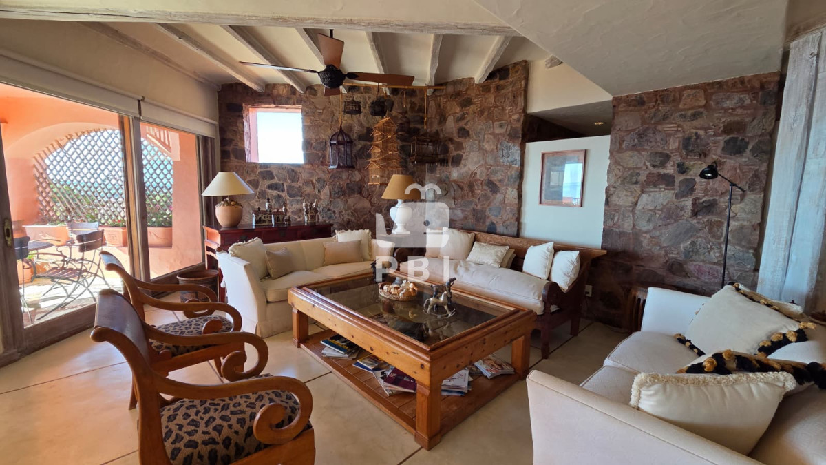 QXBhcnRhbWVudG8gZW4gTG9tbyBEZSBMYSBCYWxsZW5hIDEgZG9ybWl0b3JpbyAtICBNYXJpbmEgZGVsIEVzdGUgLSBSZWYgOiBQQkkxMDU2