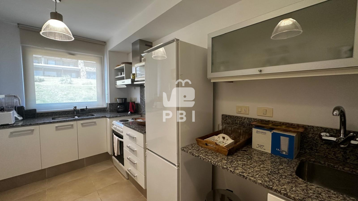 QXBhcnRhbWVudG8gIGVuIExvbW8gRGUgTGEgQmFsbGVuYSAgLSAgUXVhcnRpZXIgUHVudGEgQmFsbGVuYSAtIFJlZiA6IFBCSTQ4Mw==